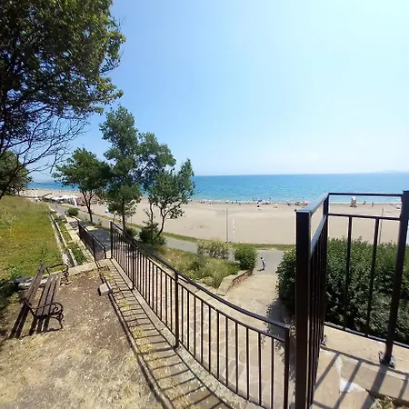 студио слънчева перла Burgas City